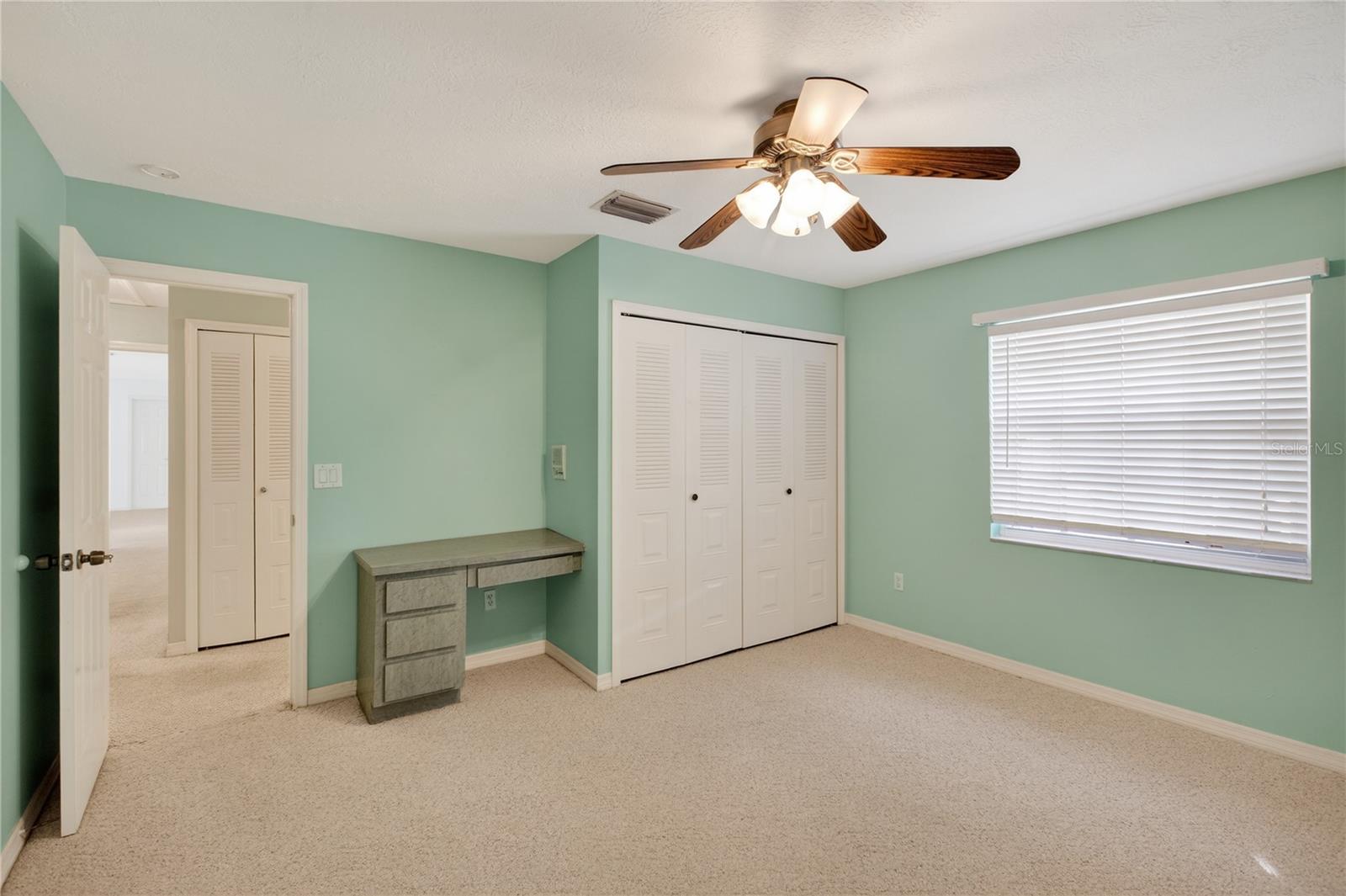 Image 21 of 42 For 2065 Oak Beach Boulevard