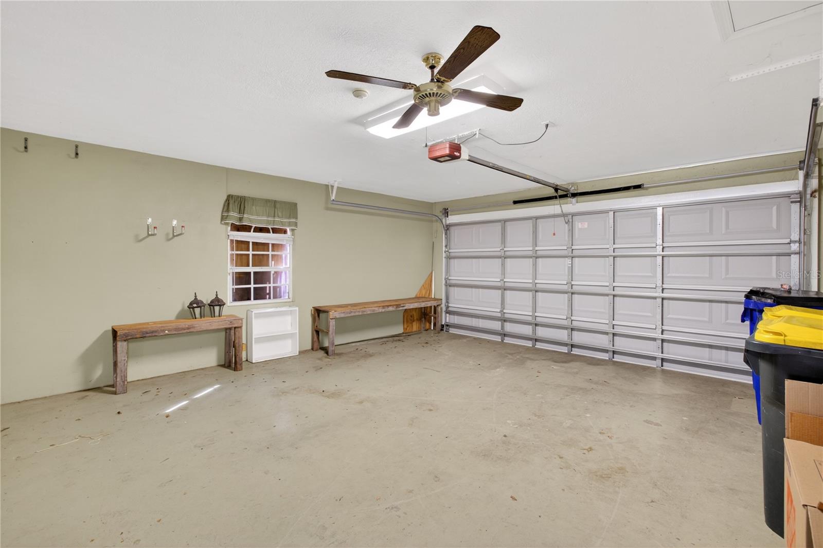 Image 30 of 42 For 2065 Oak Beach Boulevard