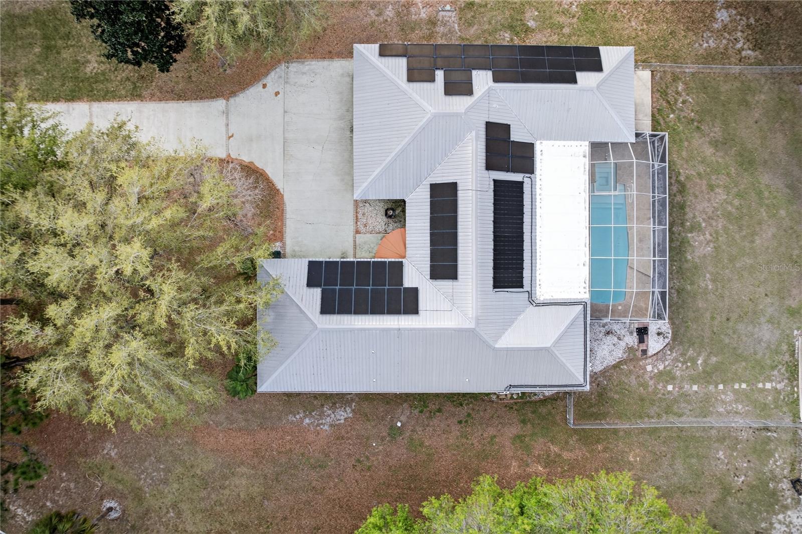 Image 34 of 42 For 2065 Oak Beach Boulevard