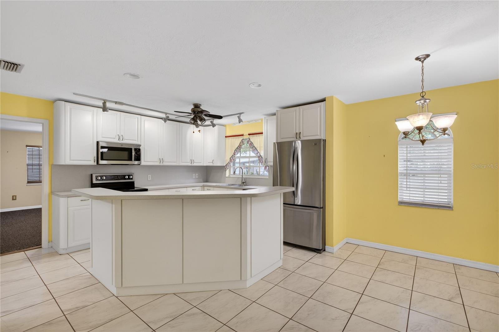 Image 5 of 42 For 2065 Oak Beach Boulevard