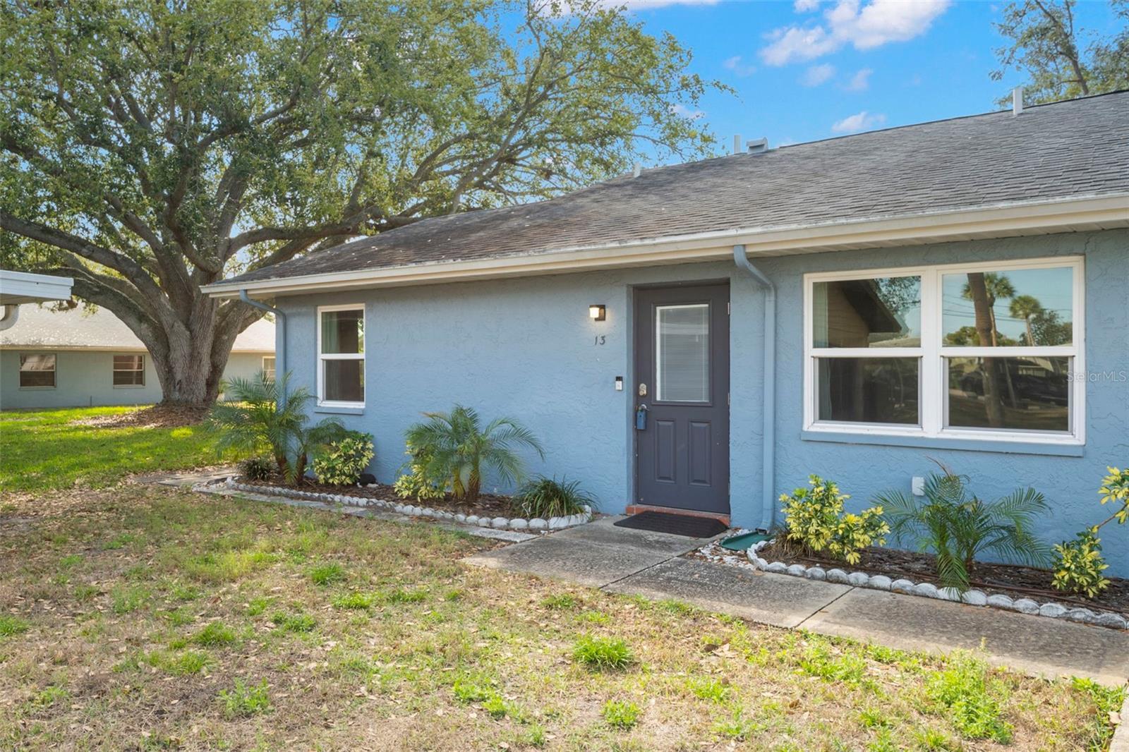 Details for 1904 Canterbury Lane 13, SUN CITY CENTER, FL 33573