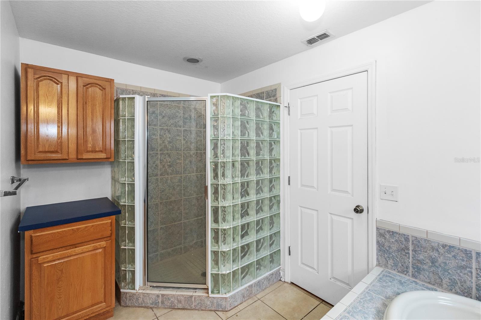 Image 15 of 28 For 1415 Annie Street