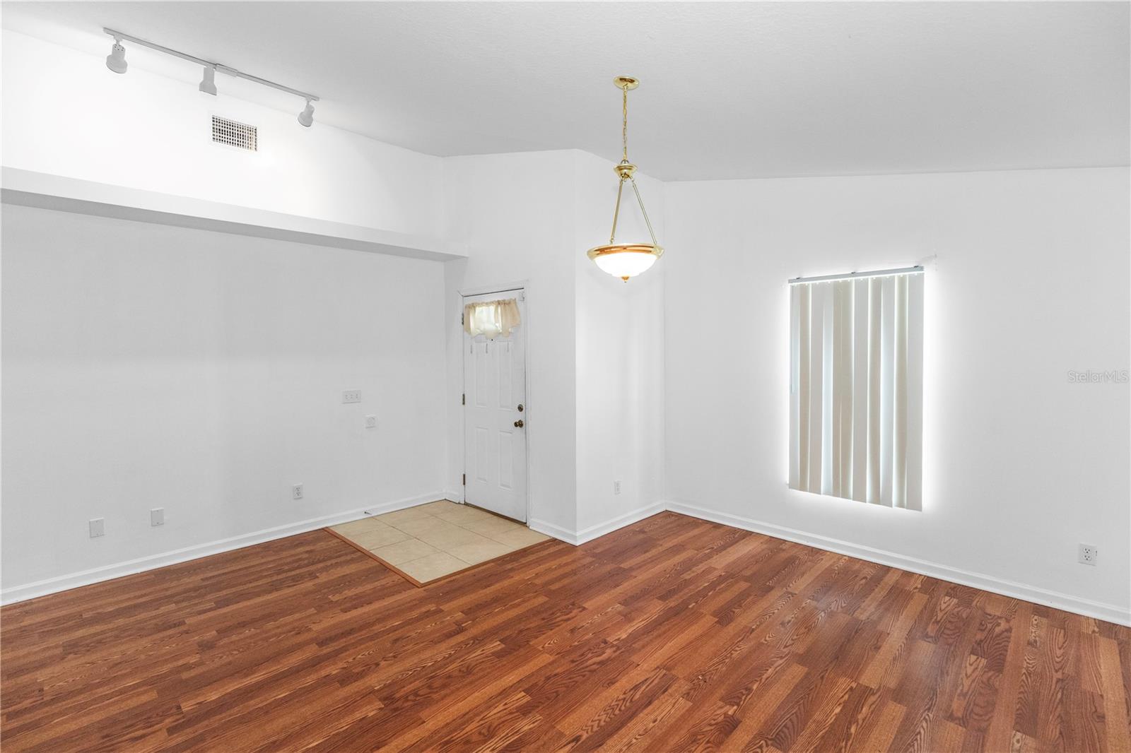 Image 2 of 28 For 1415 Annie Street