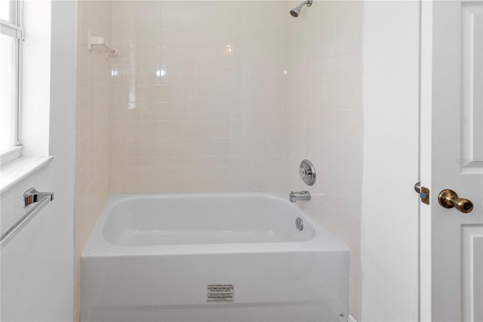 Image 22 of 28 For 1415 Annie Street