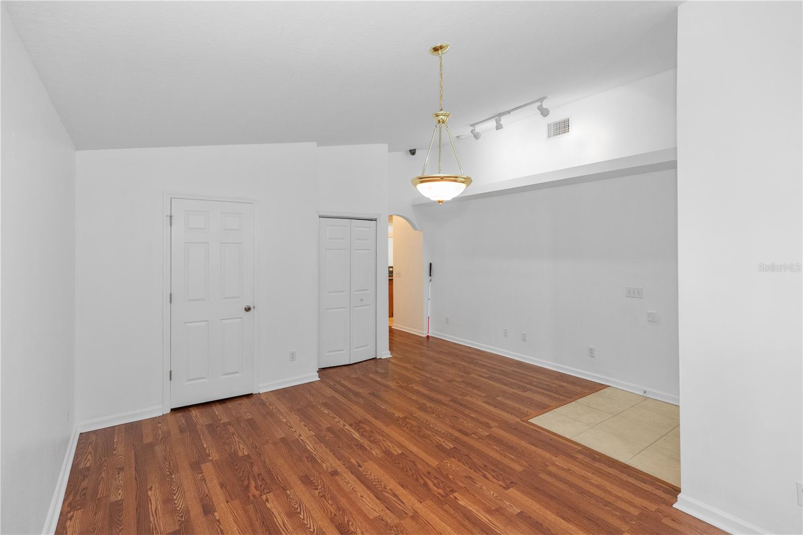 Image 3 of 28 For 1415 Annie Street