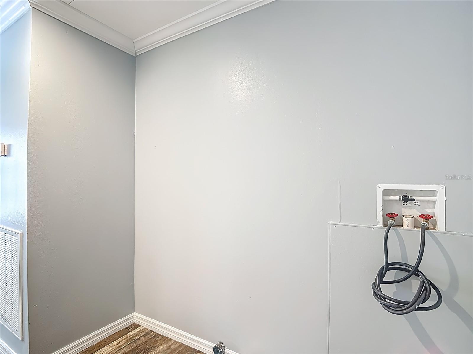 Image 39 of 45 For 7158 Sunnyside Drive