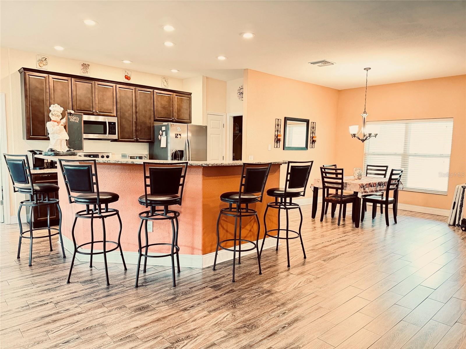 Image 18 of 54 For 7001 Dormany Road