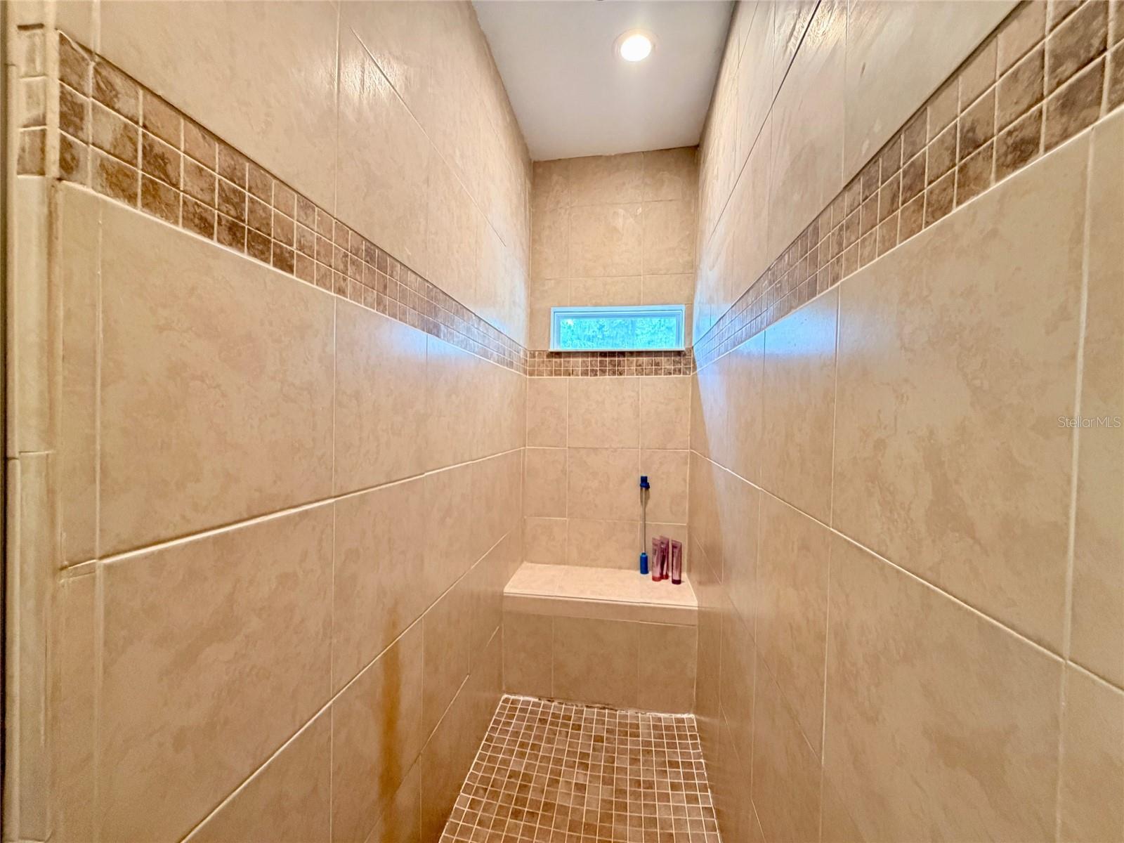 Image 29 of 54 For 7001 Dormany Road