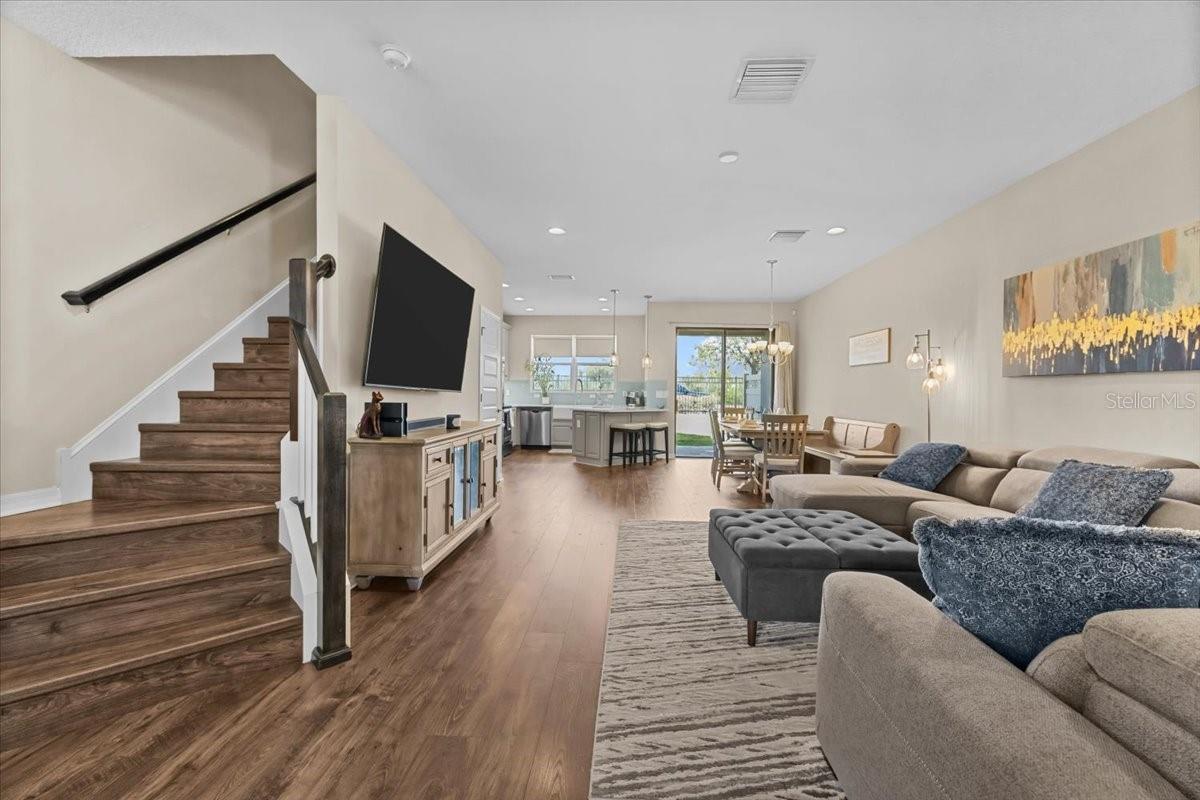 Image 14 of 38 For 30089 Southwell Lane