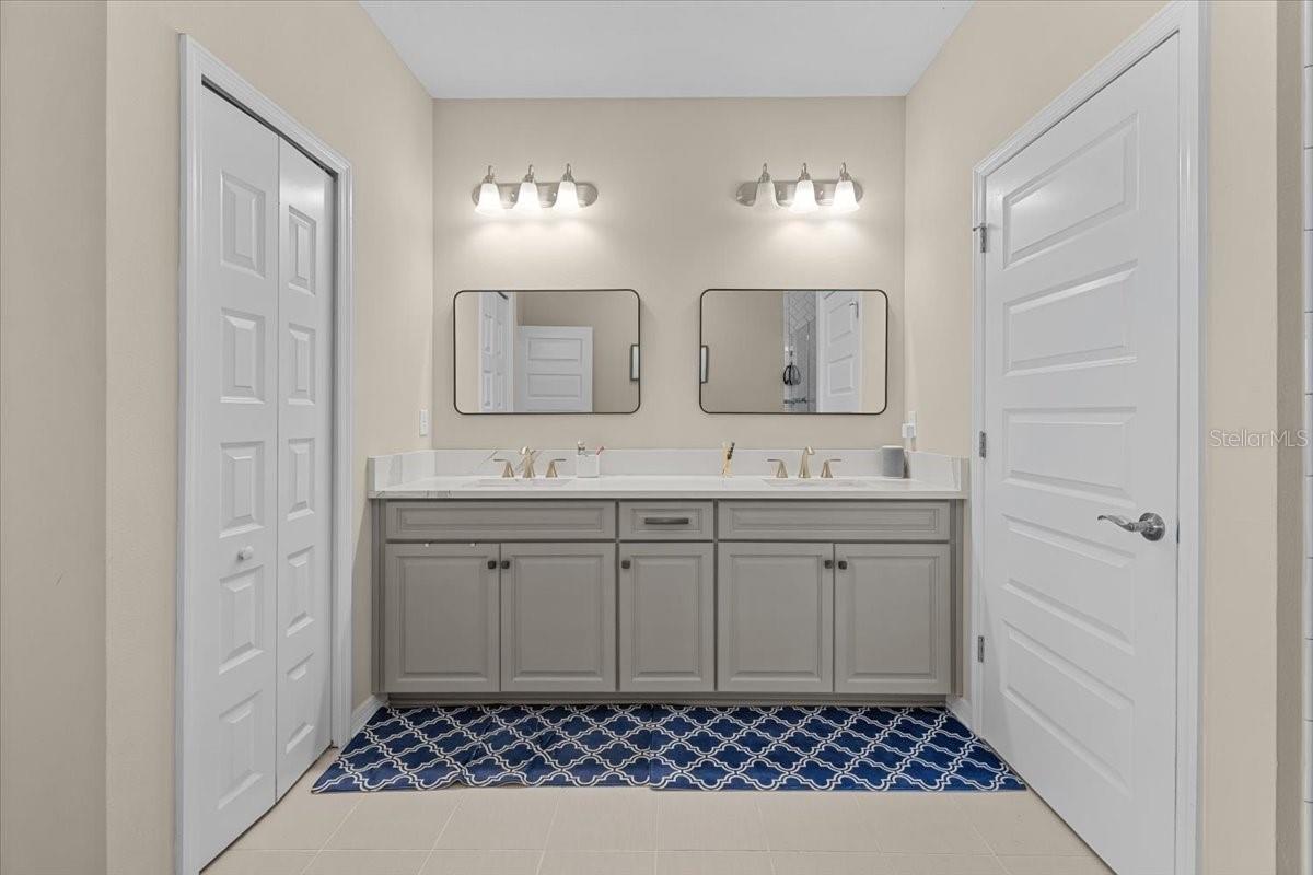 Image 21 of 38 For 30089 Southwell Lane