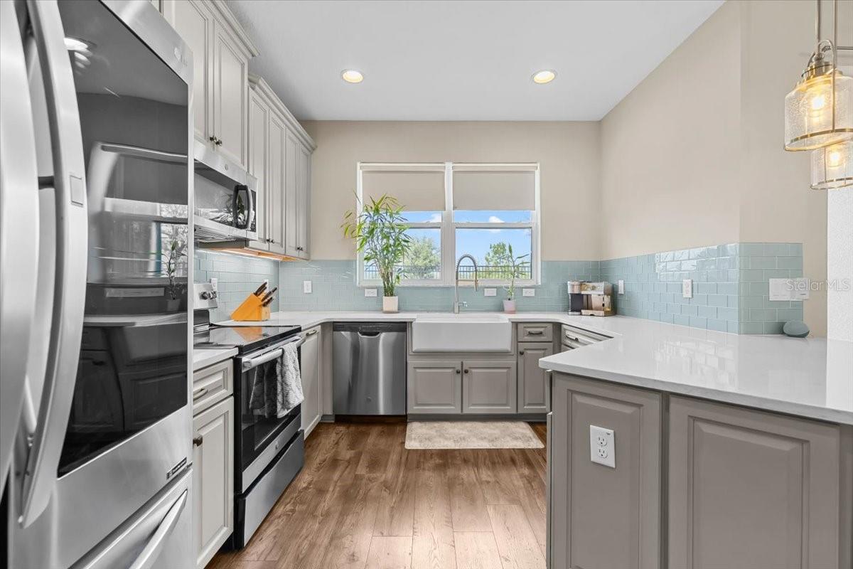 Image 6 of 38 For 30089 Southwell Lane