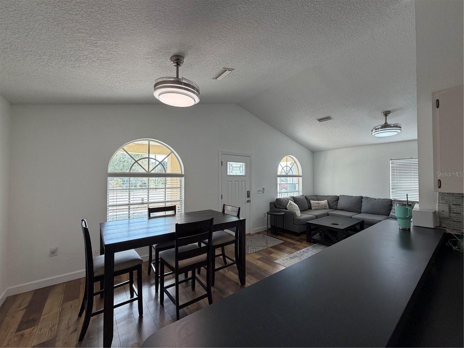 Image 6 of 14 For 2723 Arch Street