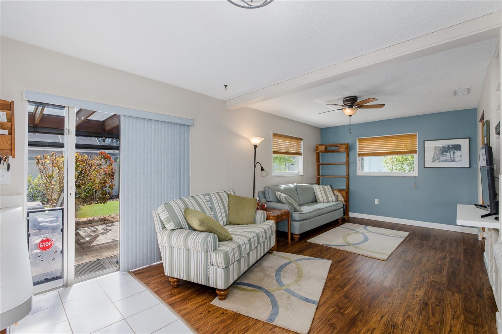 Image 20 of 51 For 1363 Overlea Drive