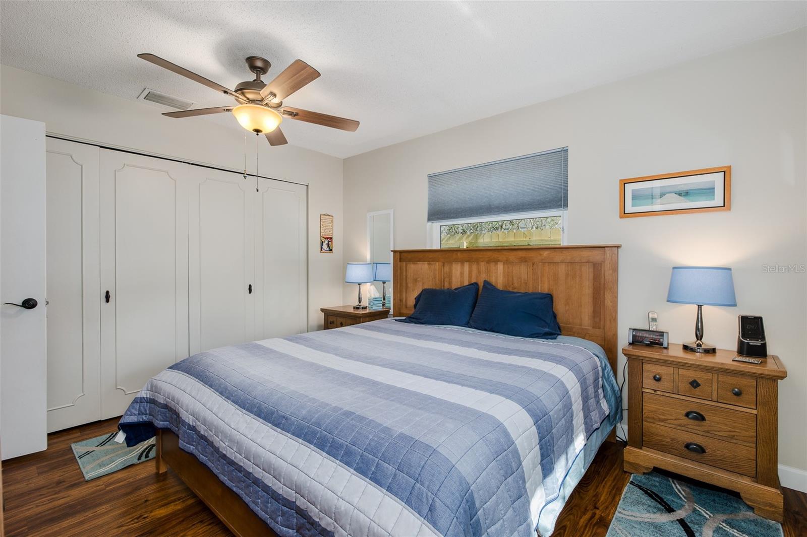 Image 23 of 51 For 1363 Overlea Drive