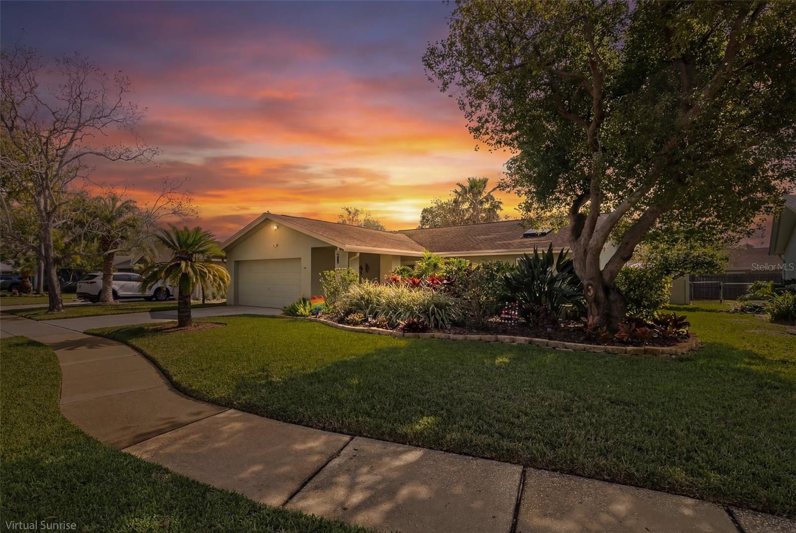 Image 44 of 51 For 1363 Overlea Drive