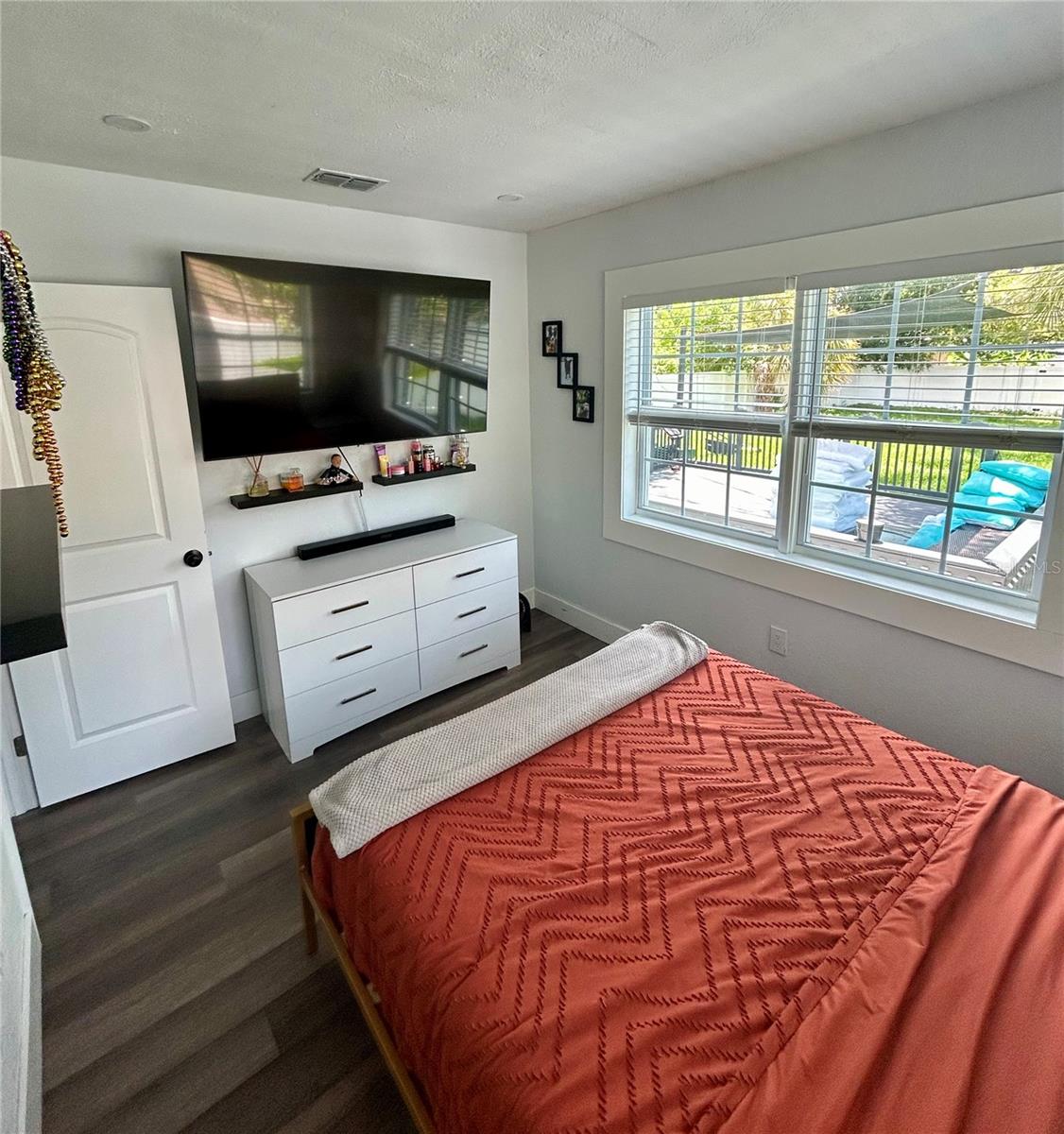 Image 14 of 18 For 3550 2nd Avenue S