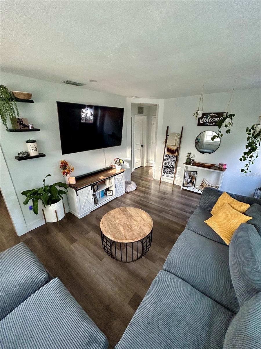 Image 4 of 18 For 3550 2nd Avenue S