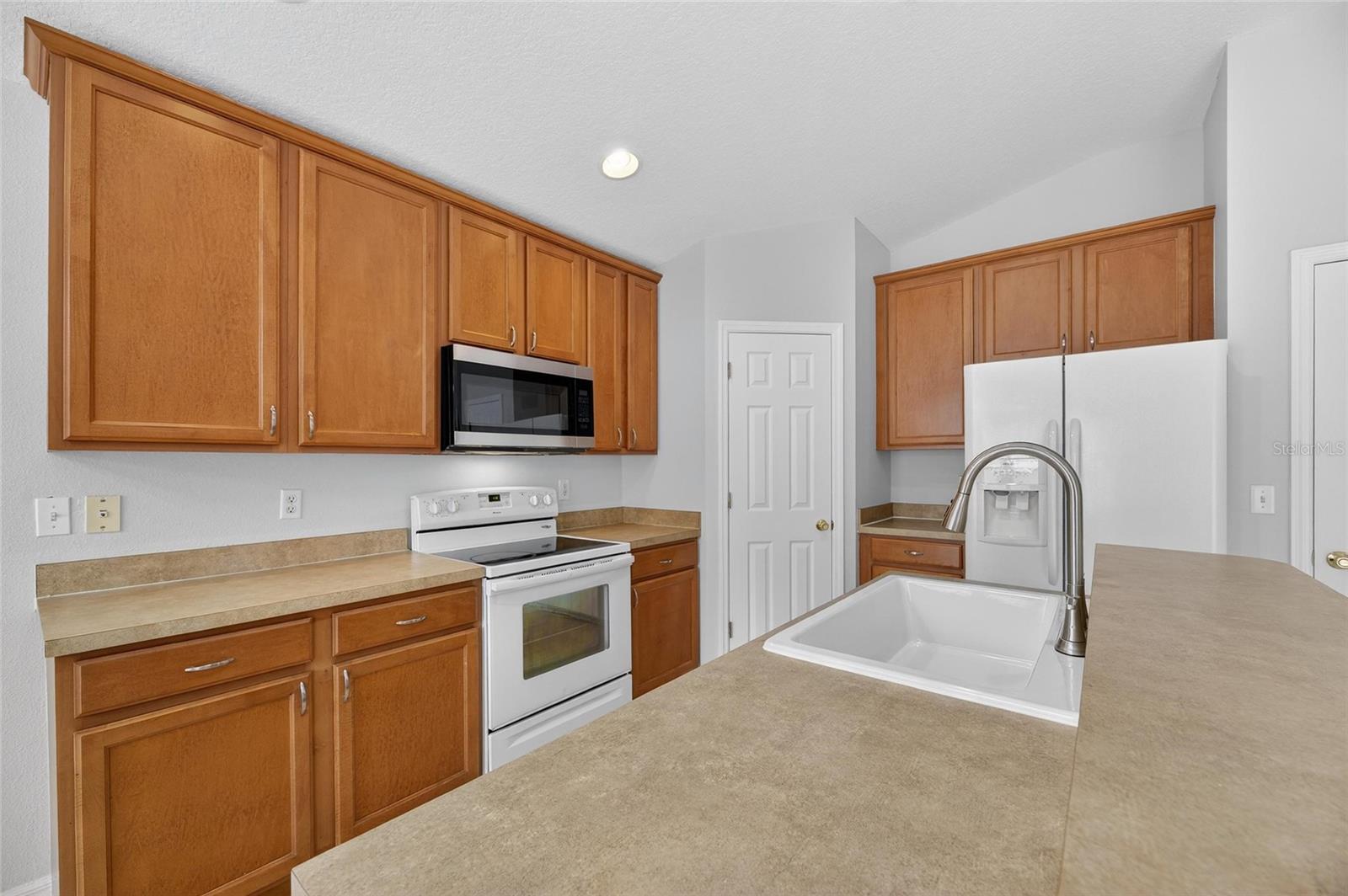 Image 25 of 58 For 9613 Cypress Harbor Drive