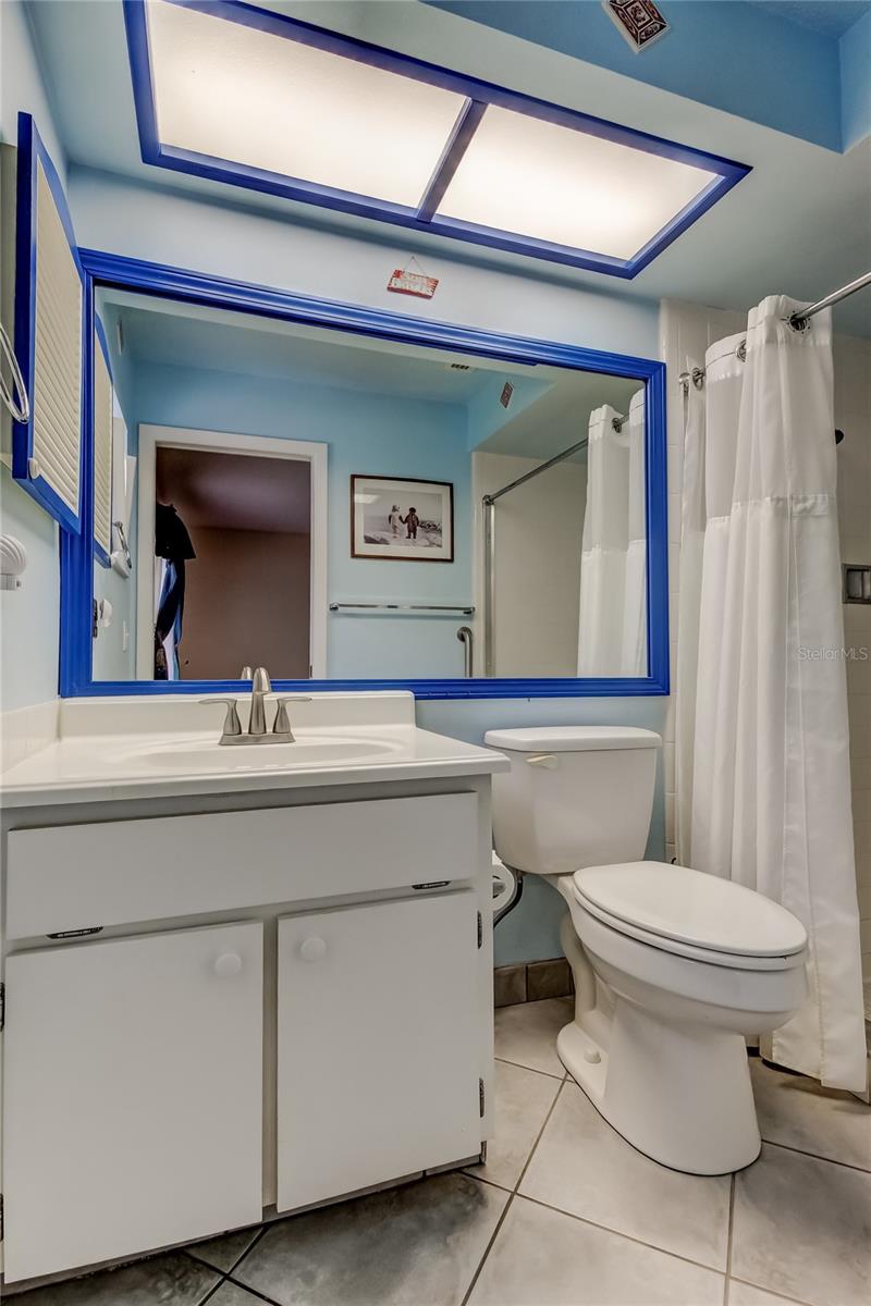 Image 18 of 40 For 4645 Tiburon Drive