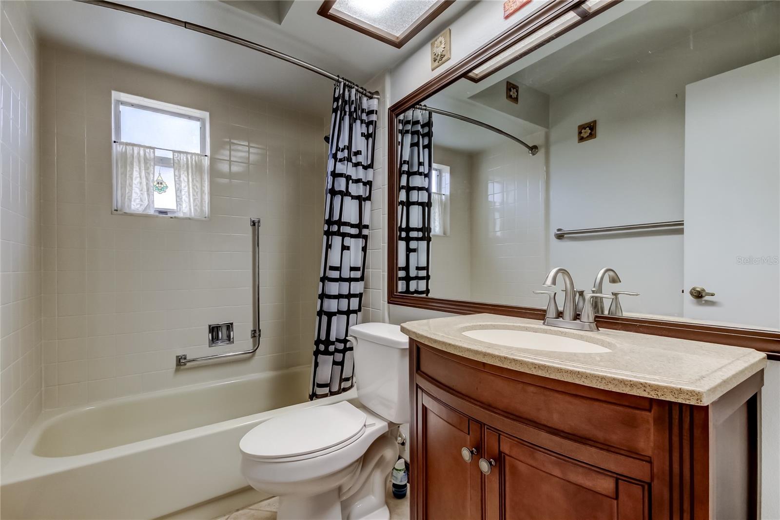 Image 22 of 40 For 4645 Tiburon Drive