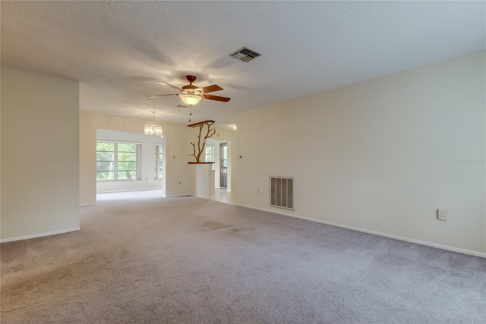 Image 25 of 40 For 4645 Tiburon Drive