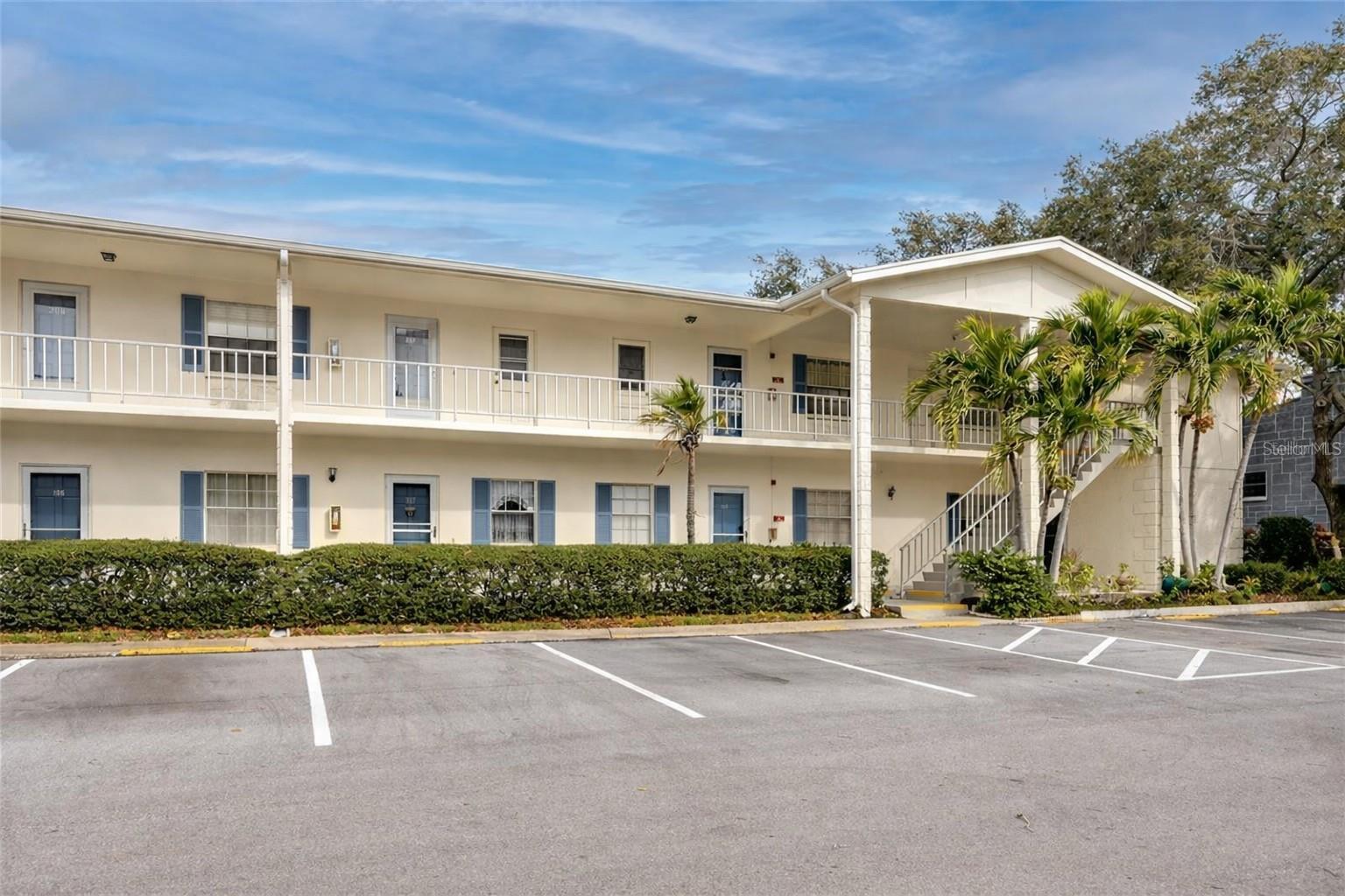 Details for 500 Glennes Lane 107, DUNEDIN, FL 34698