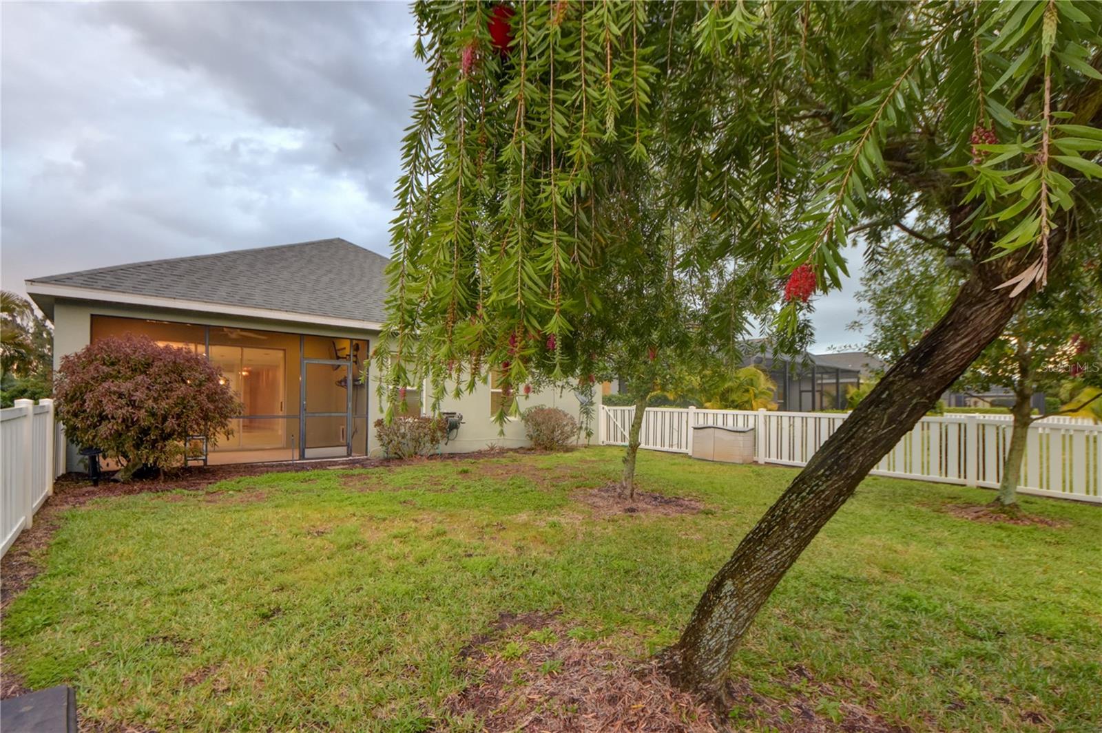 Image 37 of 39 For 7408 Ridgelake Circle