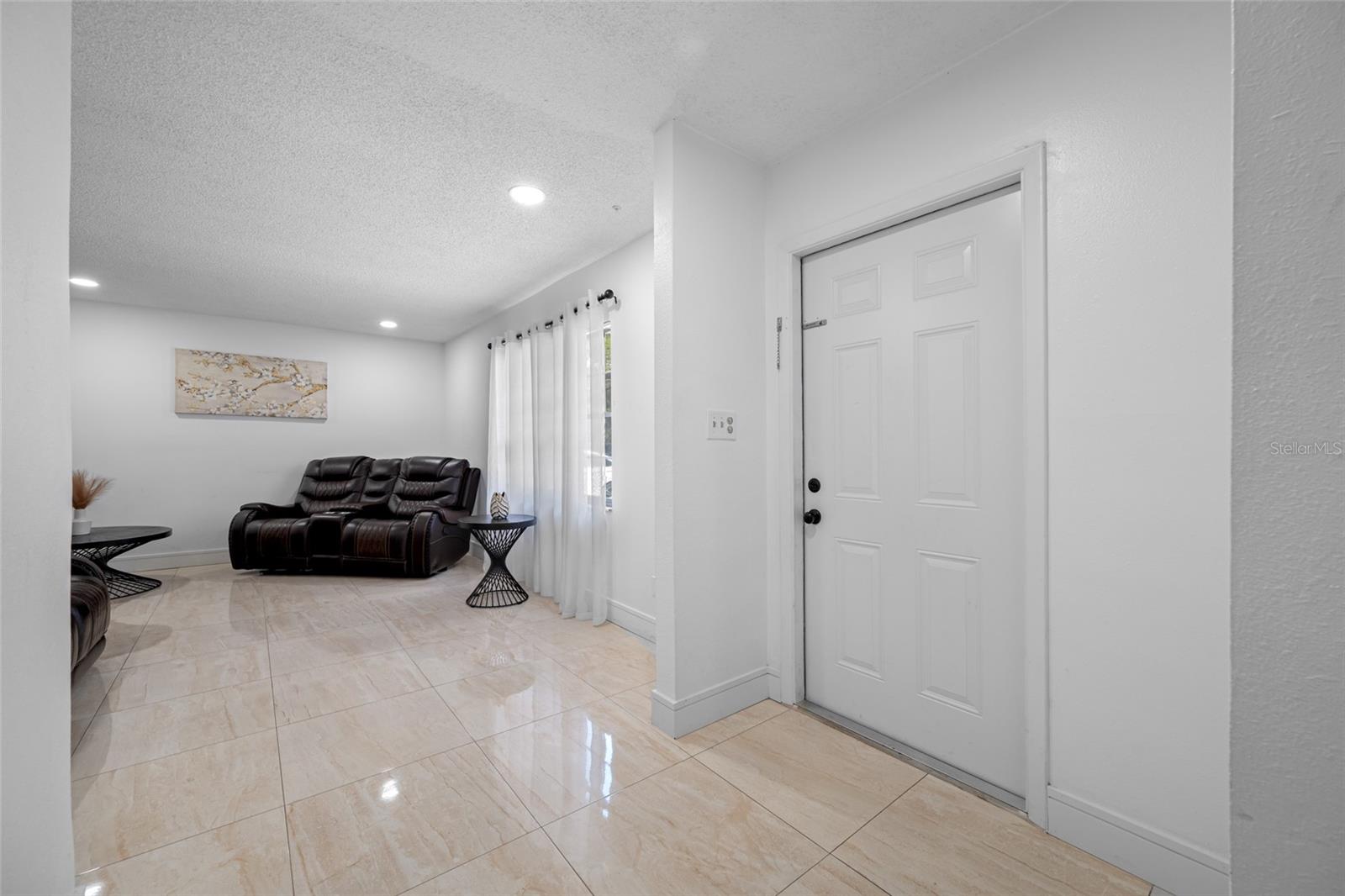 Image 26 of 49 For 2814 Powhatan Avenue