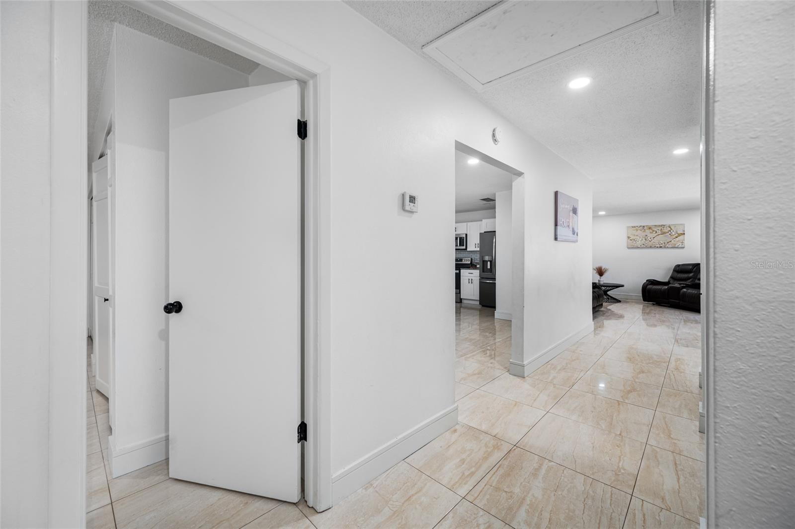 Image 28 of 49 For 2814 Powhatan Avenue