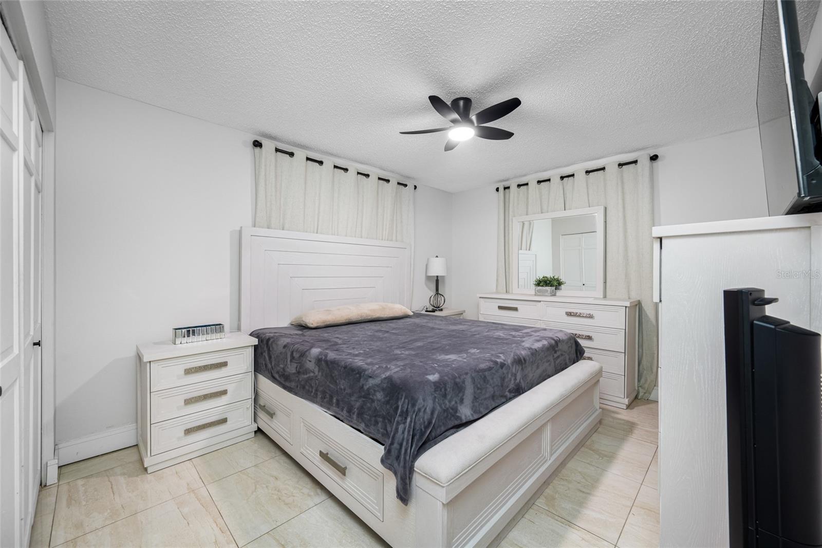 Image 29 of 49 For 2814 Powhatan Avenue