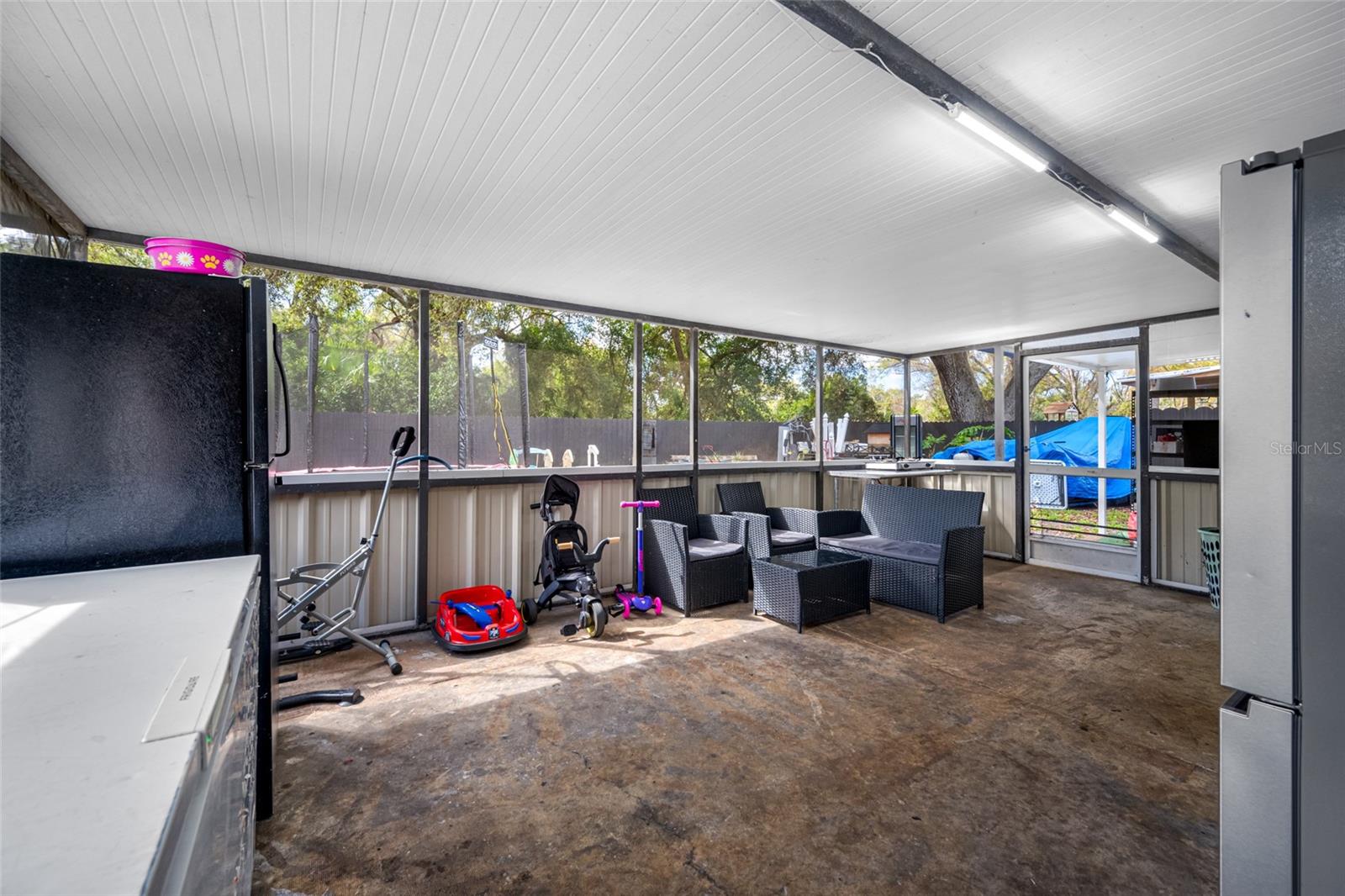 Image 41 of 49 For 2814 Powhatan Avenue