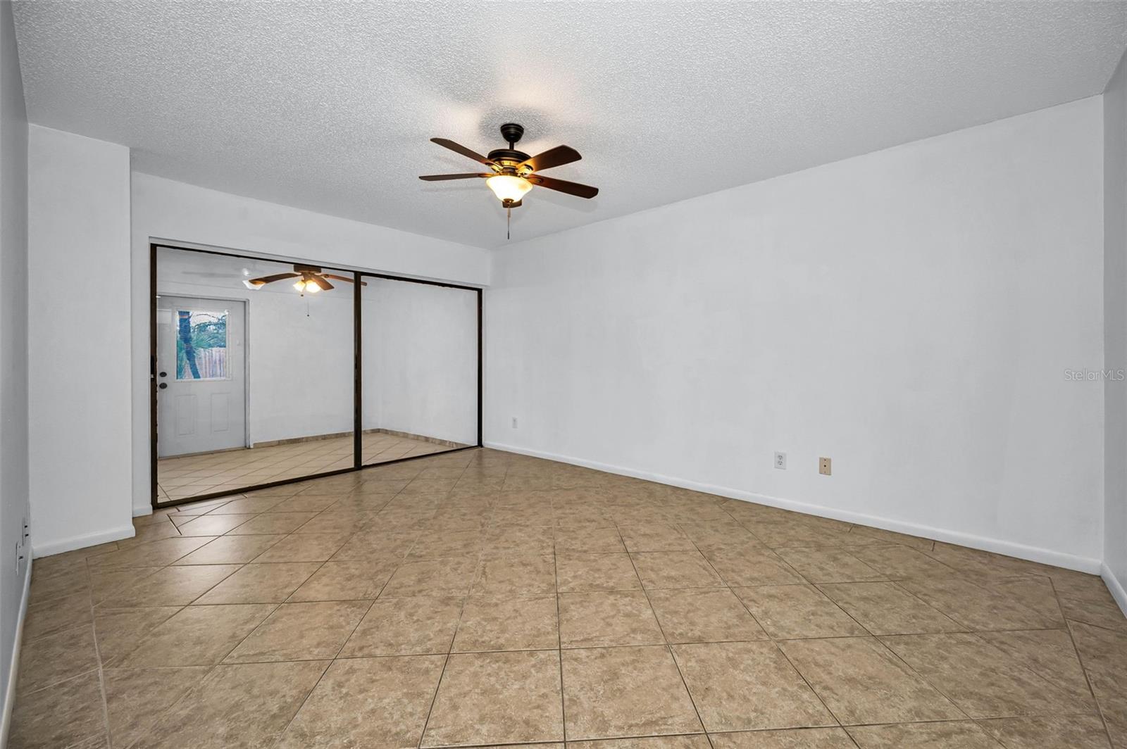 Image 17 of 33 For 10626 Longwood Drive 102