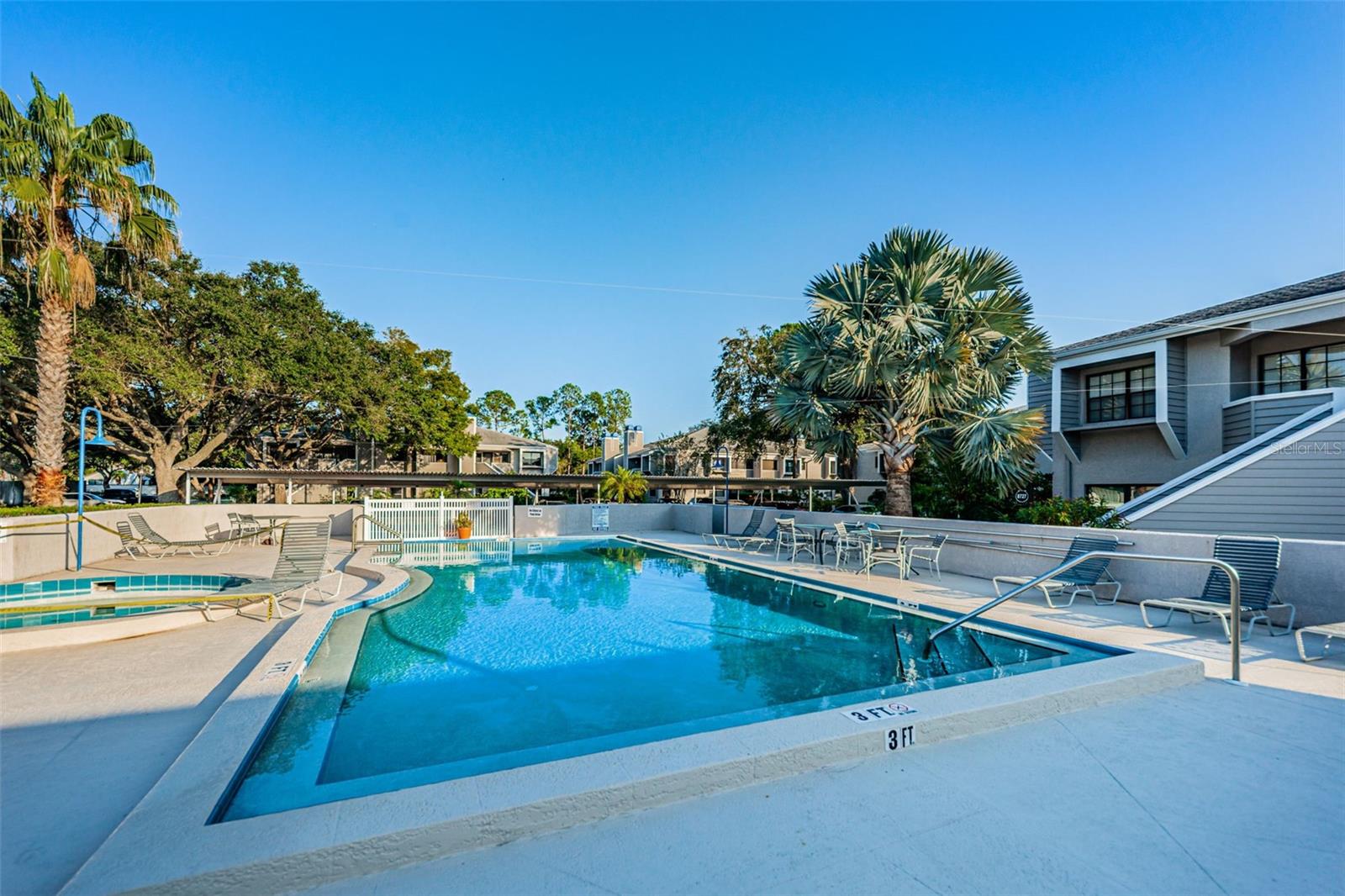 Image 26 of 33 For 10626 Longwood Drive 102