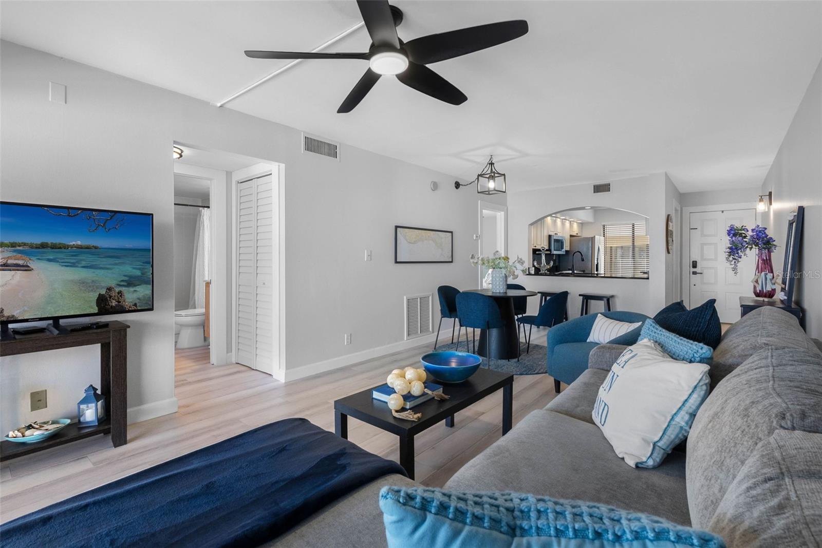 Image 14 of 77 For 6372 Palma Del Mar Boulevard S 304