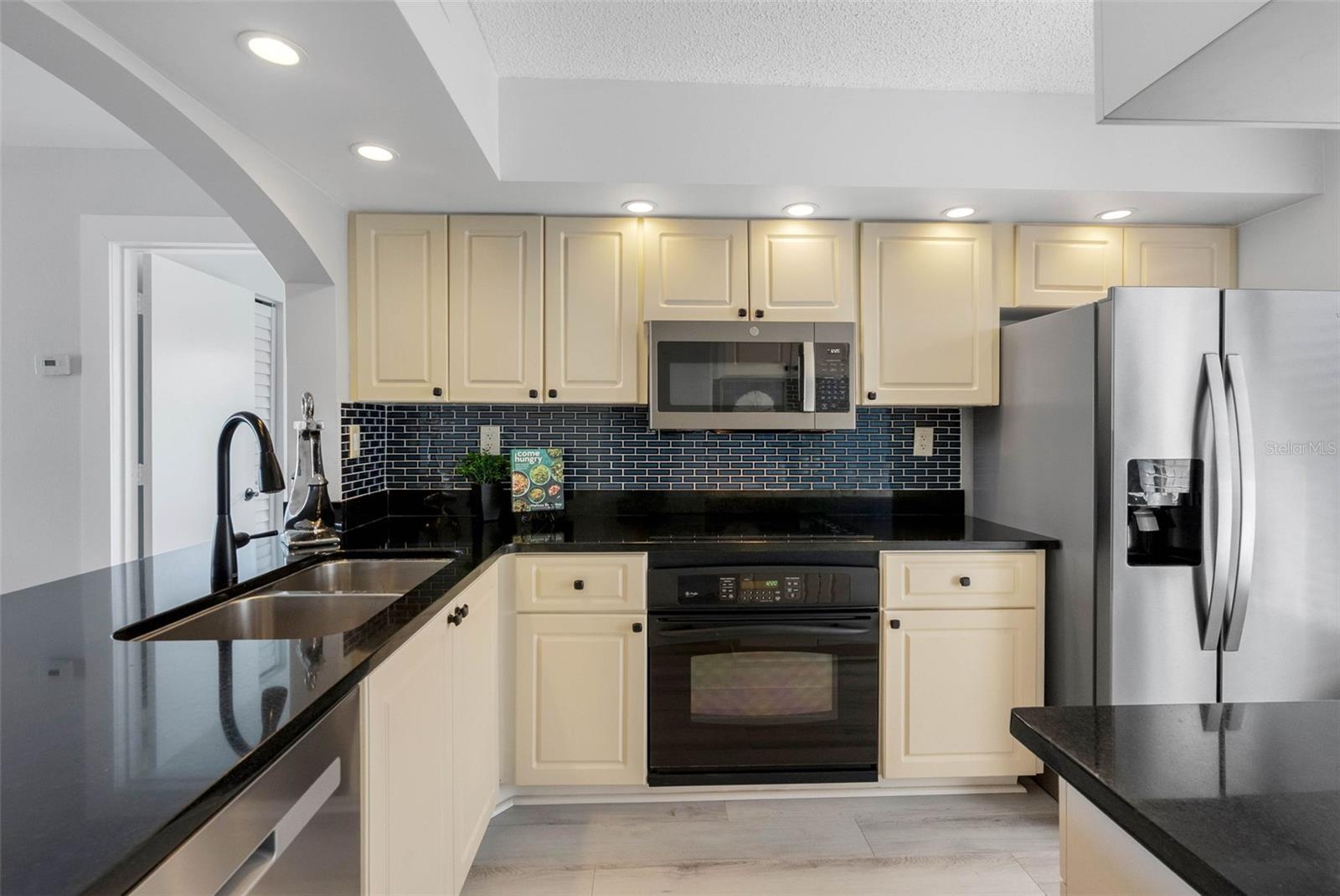 Image 20 of 77 For 6372 Palma Del Mar Boulevard S 304