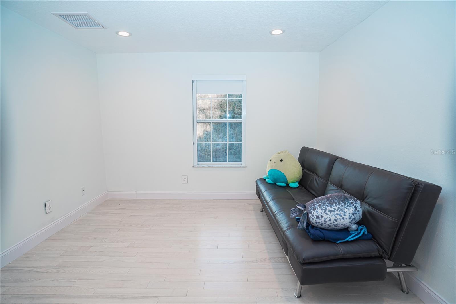 Image 29 of 45 For 7035 Brescia Way