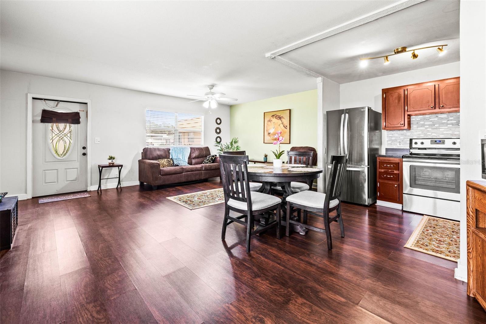 Image 7 of 27 For 1801 Bedford Lane 27