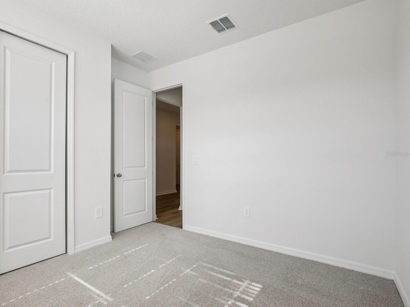 Image 9 of 14 For 13220 Shellmore Avenue