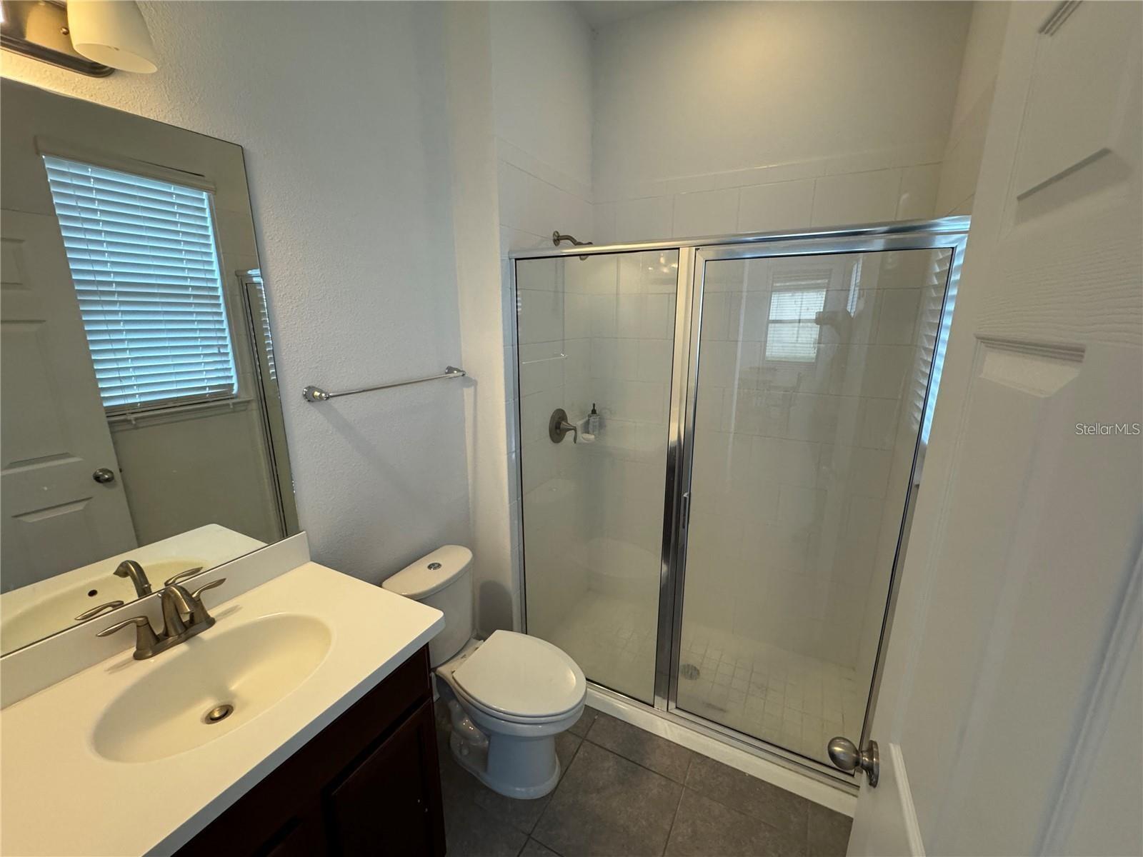 Image 18 of 47 For 11832 Cross Vine Drive