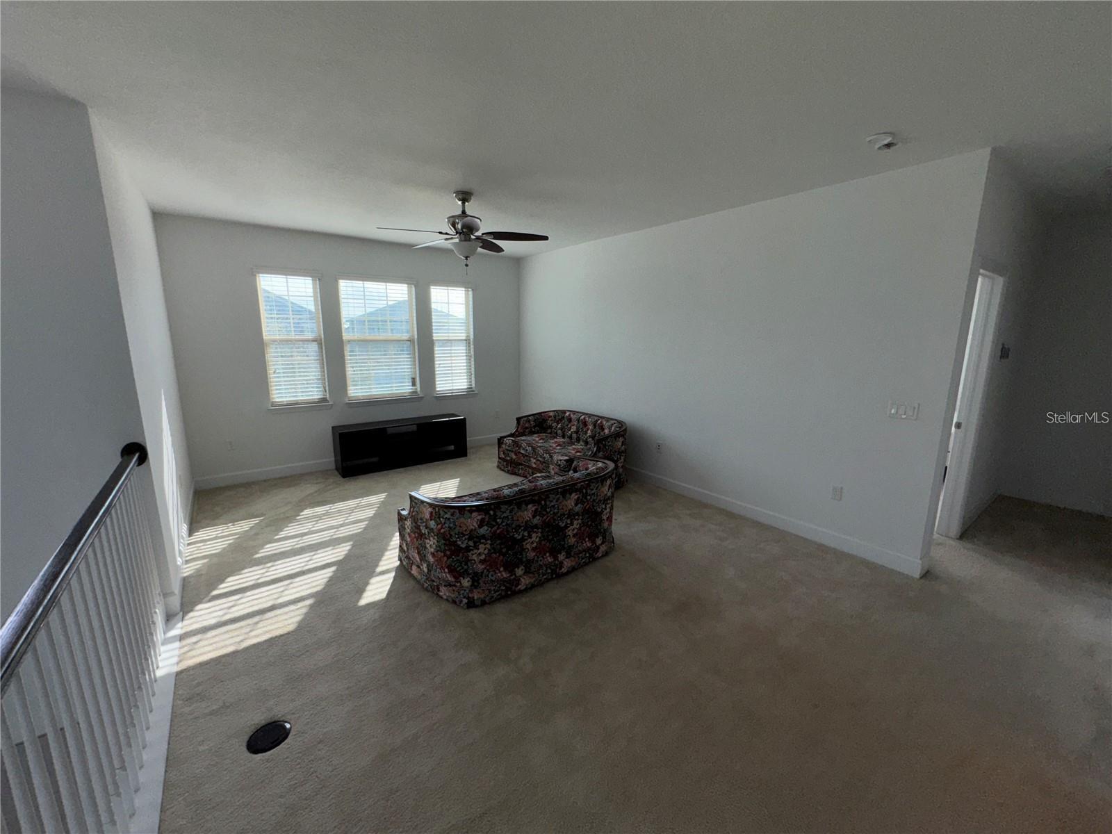 Image 19 of 47 For 11832 Cross Vine Drive