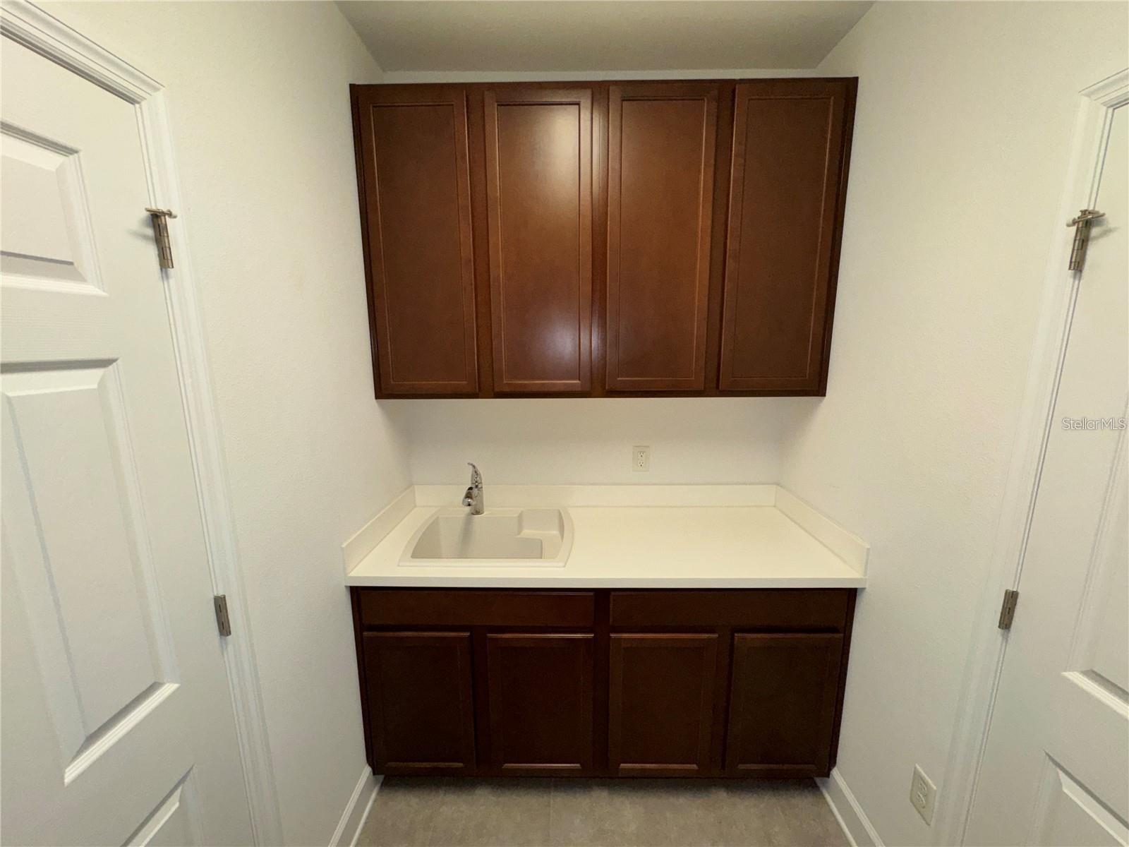 Image 30 of 47 For 11832 Cross Vine Drive