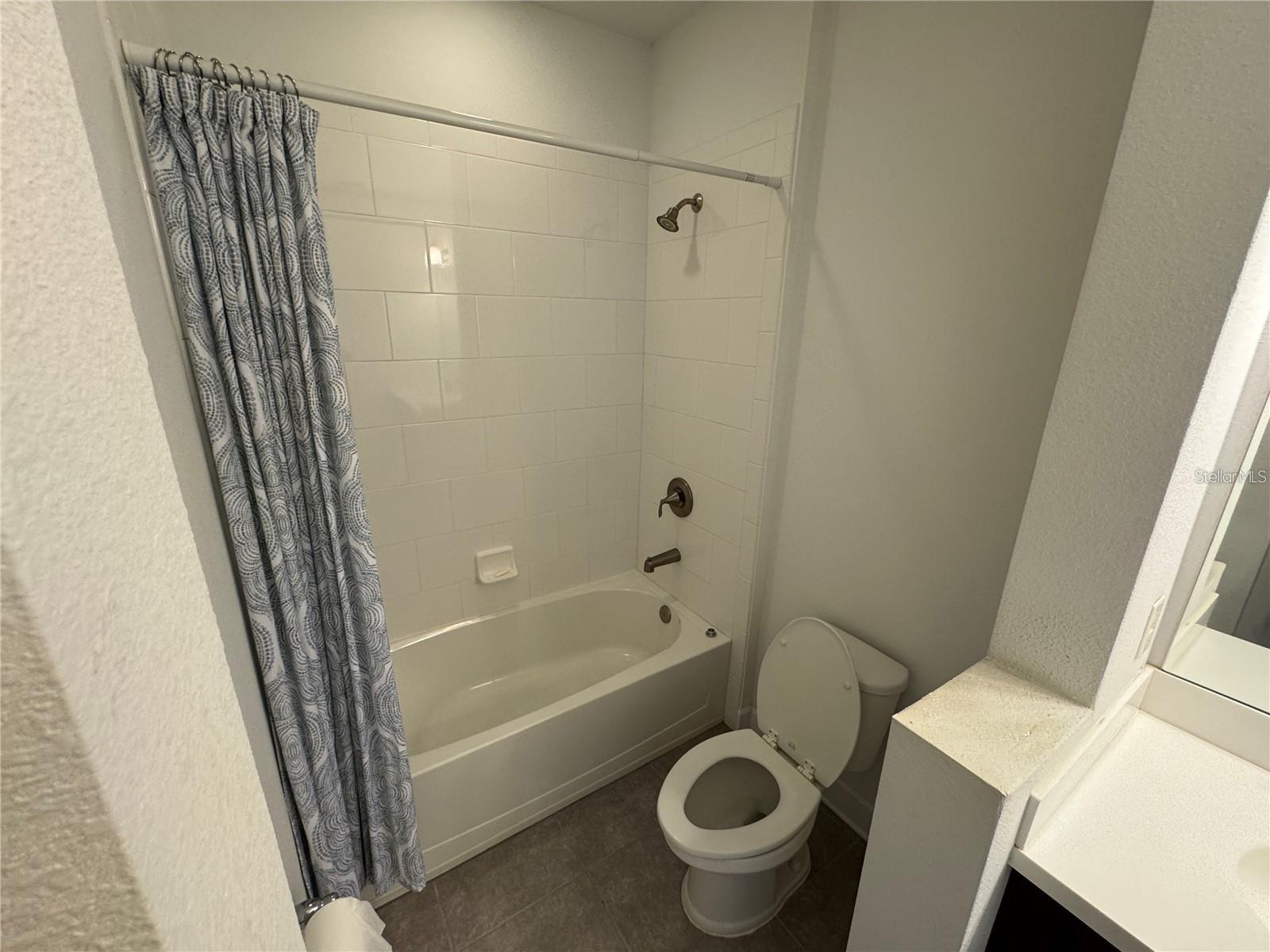 Image 34 of 47 For 11832 Cross Vine Drive