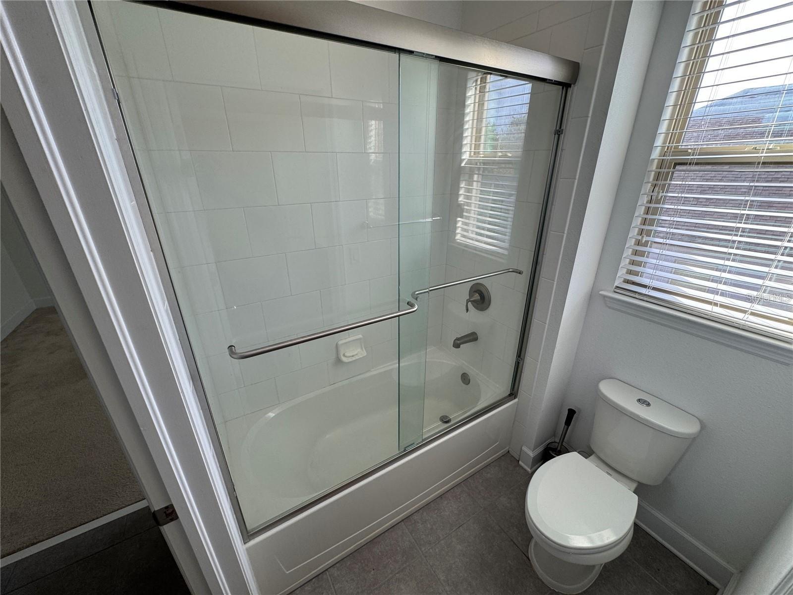 Image 38 of 47 For 11832 Cross Vine Drive