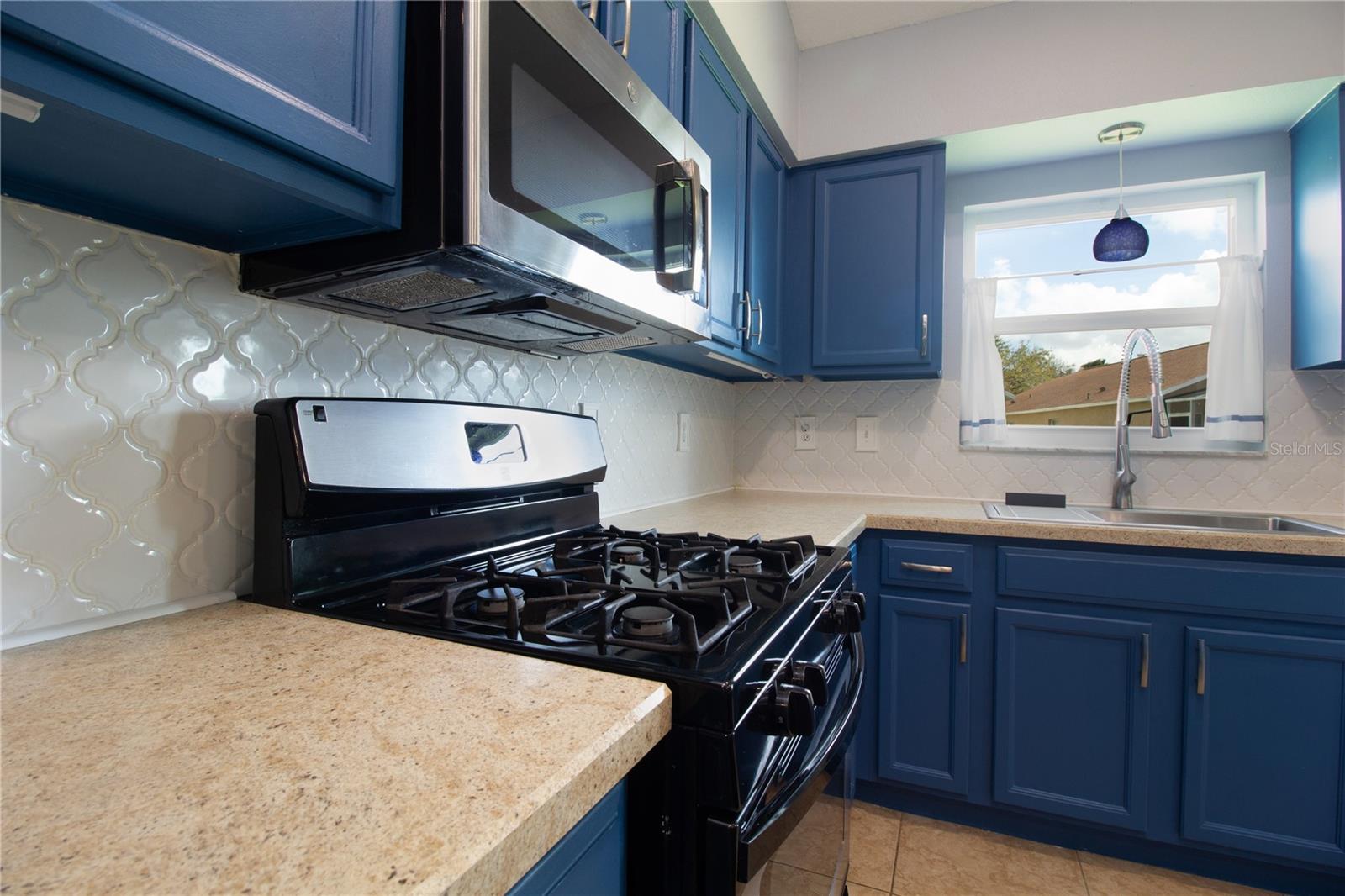 Image 12 of 71 For 25500 Geddy Drive