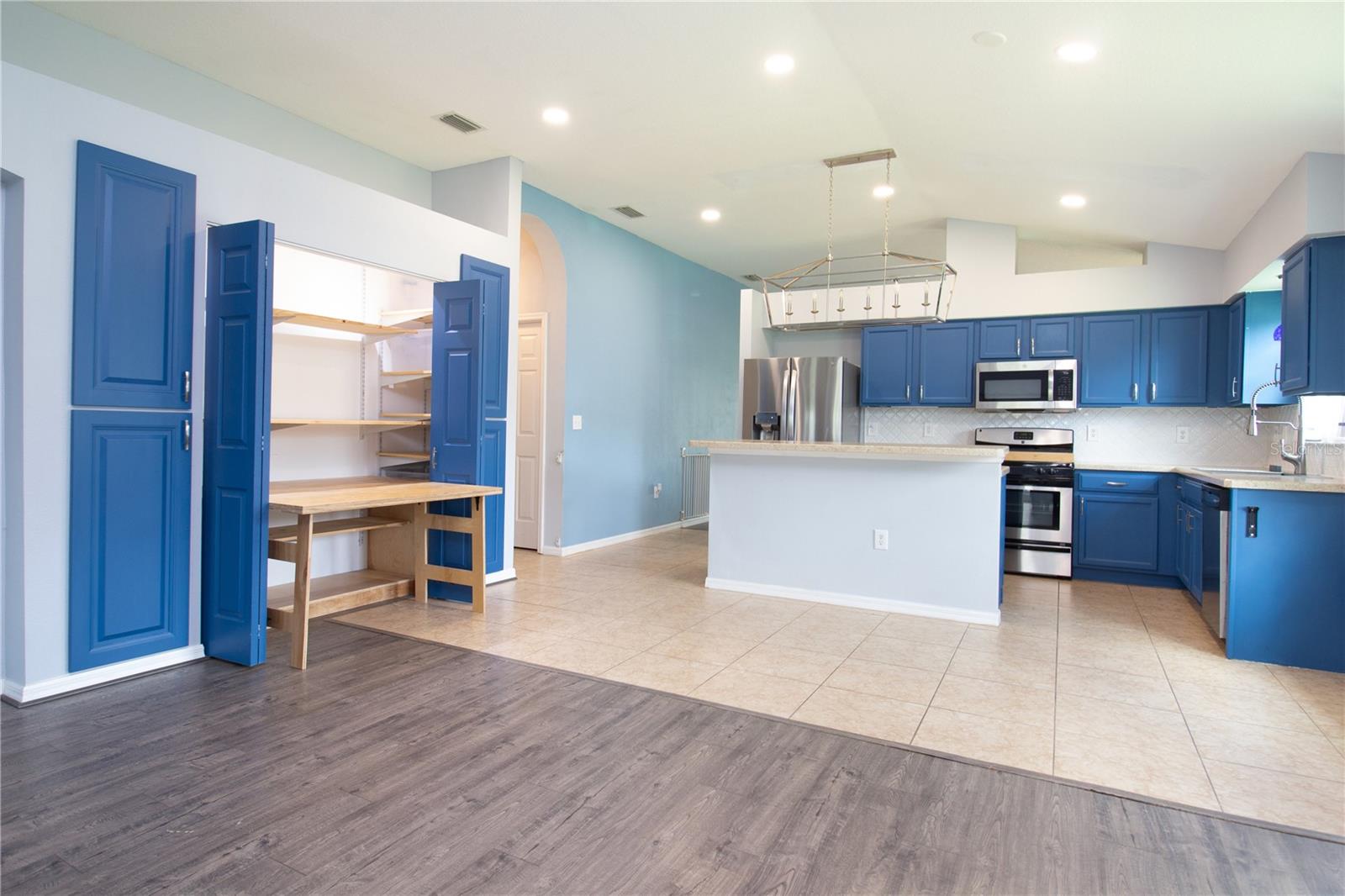 Image 17 of 71 For 25500 Geddy Drive