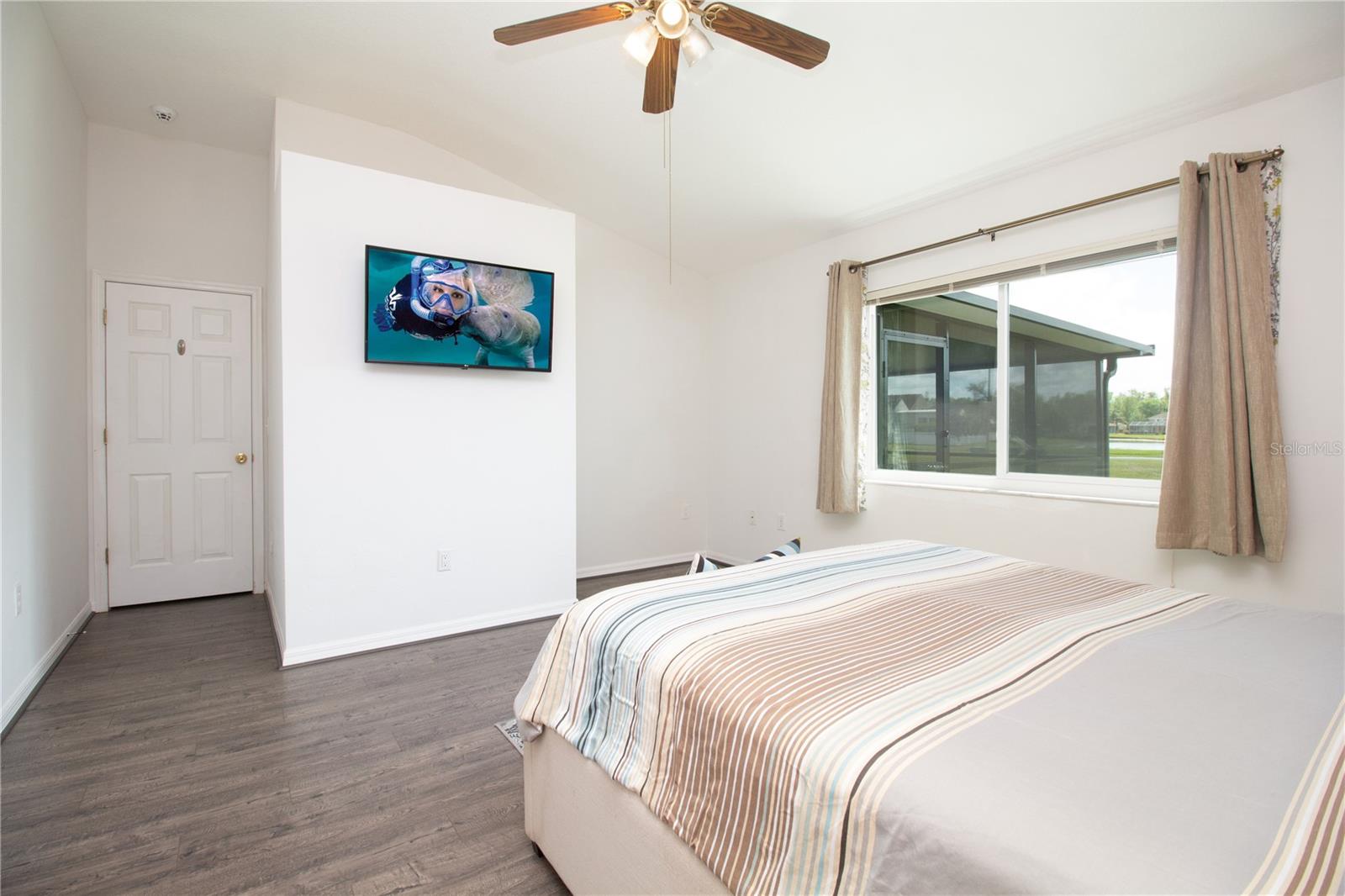 Image 25 of 71 For 25500 Geddy Drive