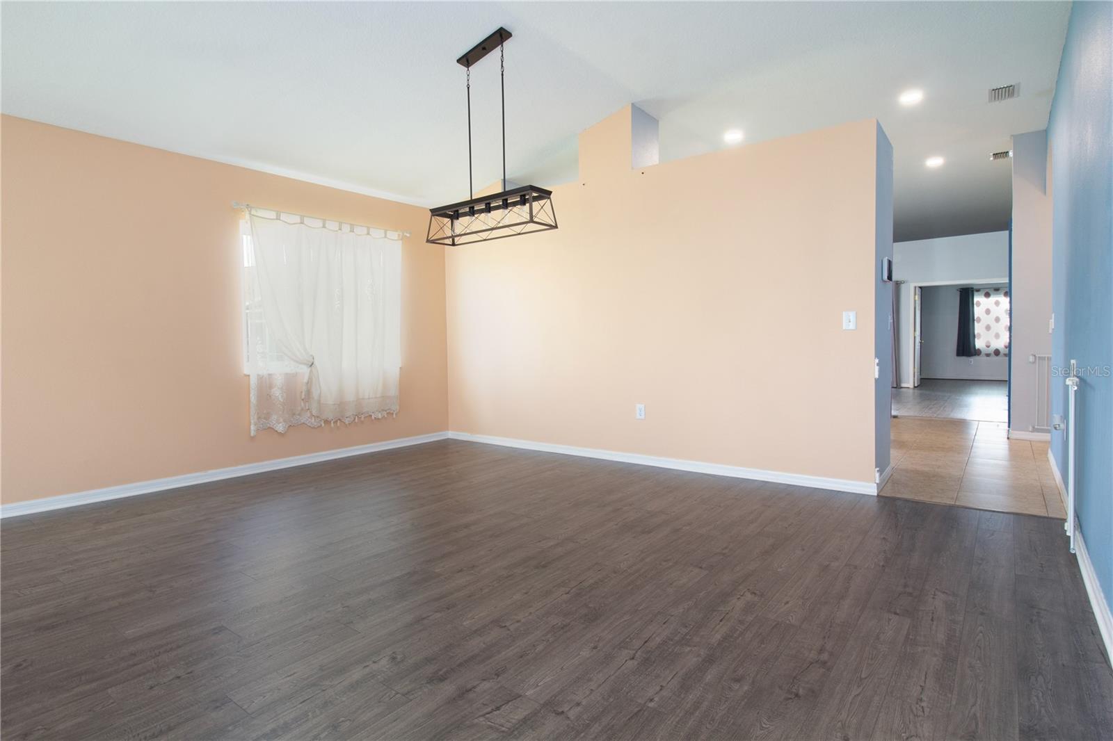 Image 5 of 71 For 25500 Geddy Drive