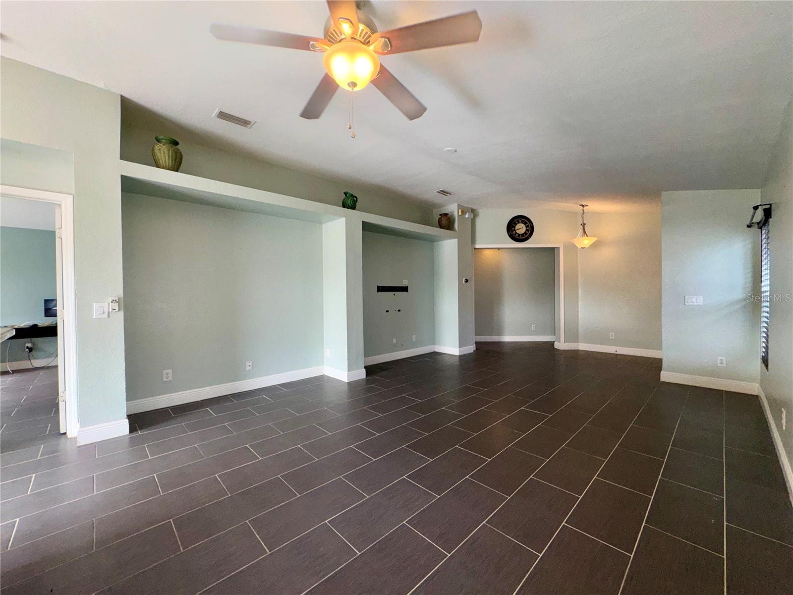 Image 10 of 35 For 11324 Palm Island Avenue