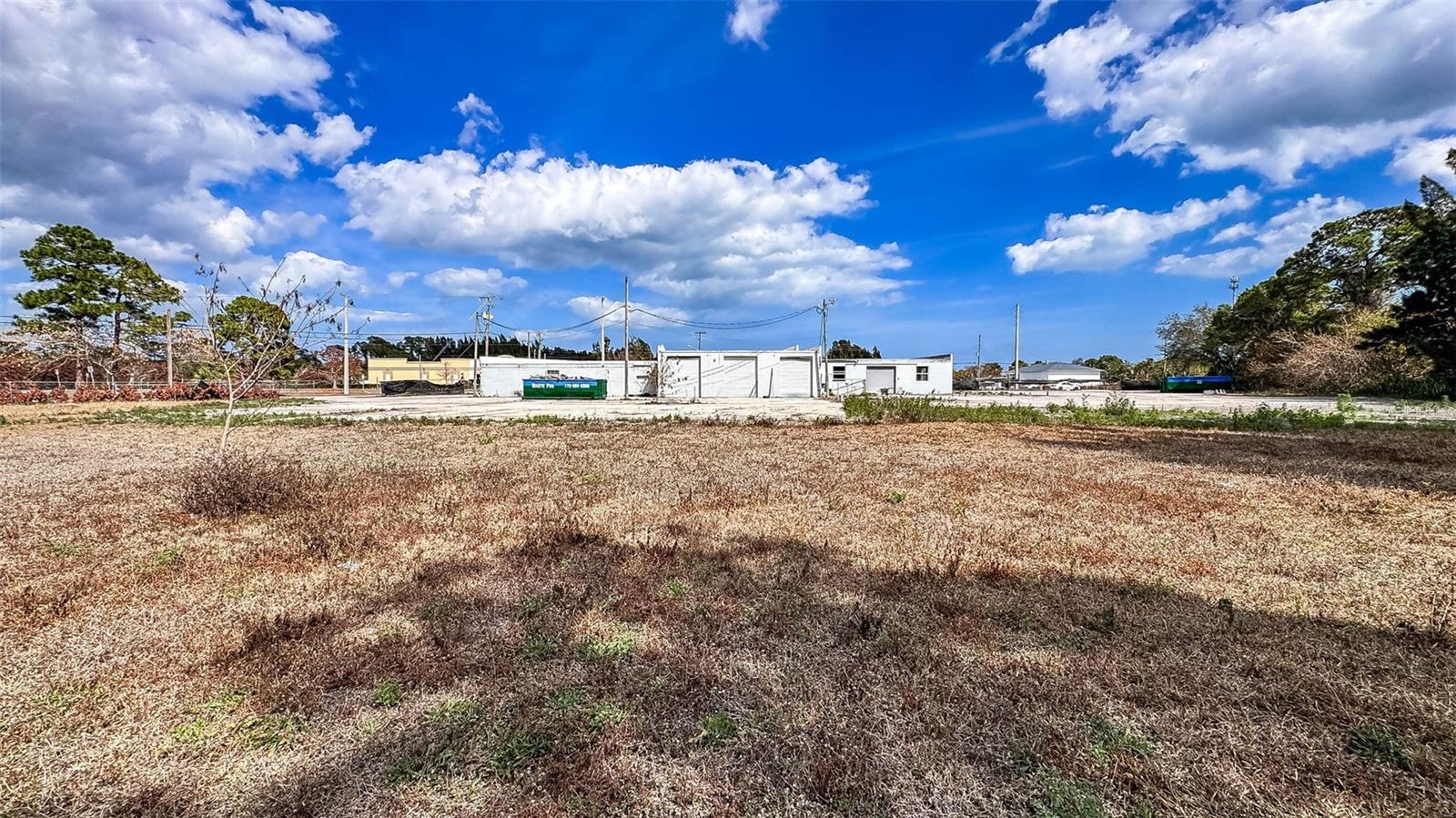 Image 35 of 40 For 415 Angle Road