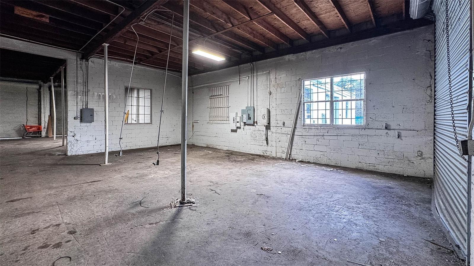 Image 9 of 40 For 415 Angle Road